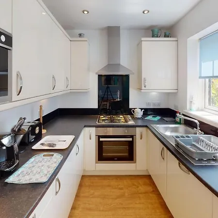 Feriehus Anchor Down, The Bay, 2 Bedrooms, Patio, Free Parking, 2 Small Or 1 Medium Dog Welcome