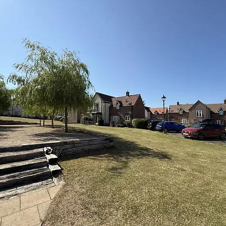 Vakantiehuis Anchor Down, The Bay, 2 Bedrooms, Patio, Free Parking, 2 Small Or 1 Medium Dog Welcome Filey